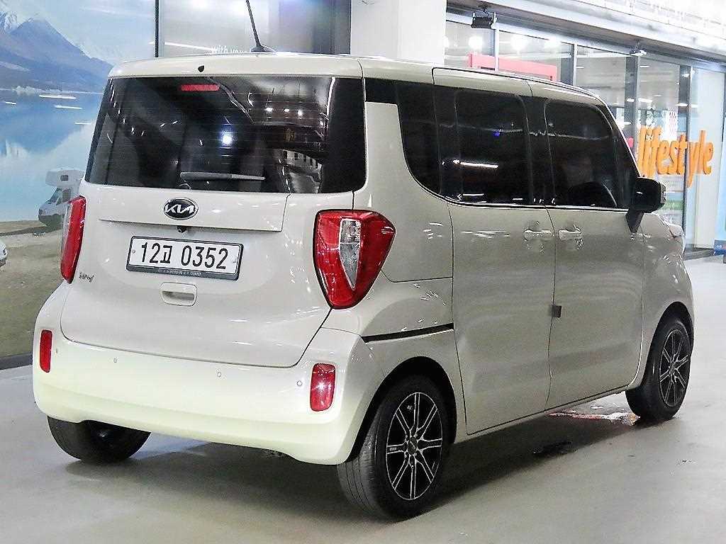 KIA Ray - Vista 7