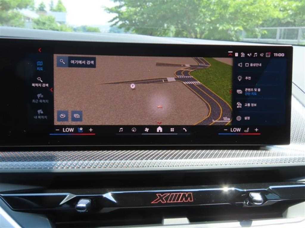 BMW XM - Vista 10