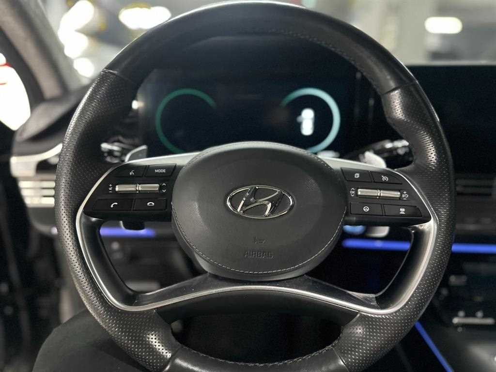 HYUNDAI Grandeur - Vista 11