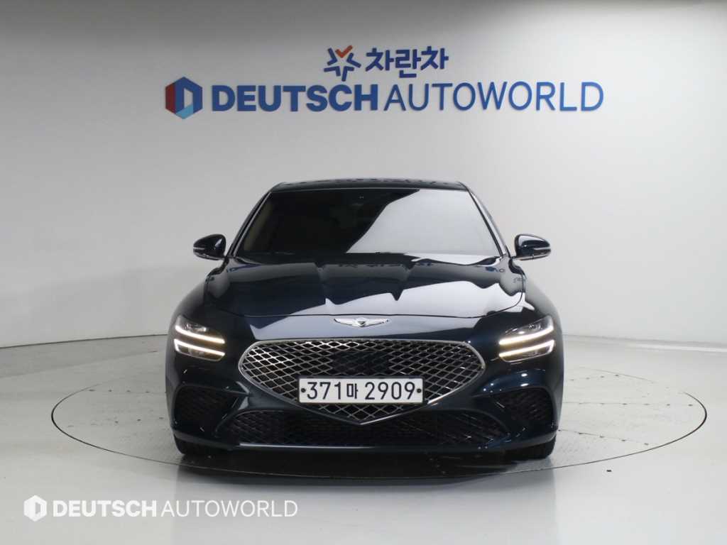 Genesis G70 - Vista 3