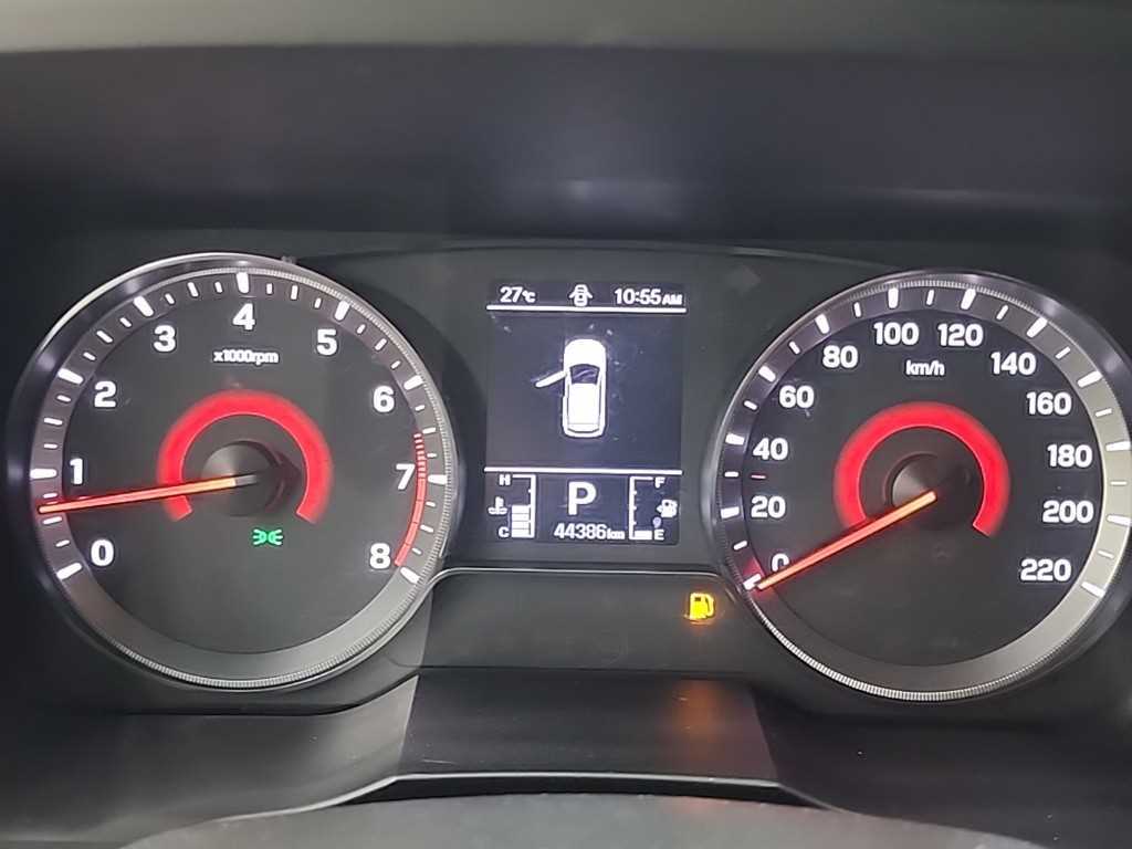 Ssangyong Tivoli - Vista 8