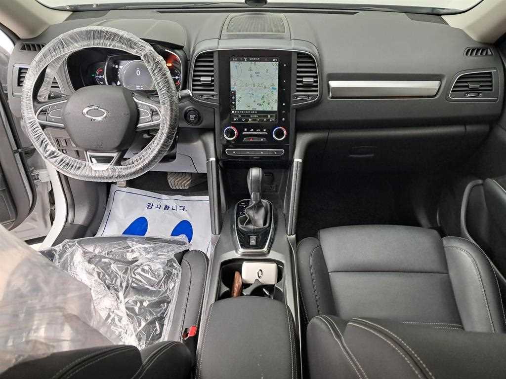 SAMSUNG QM6 - Vista 8