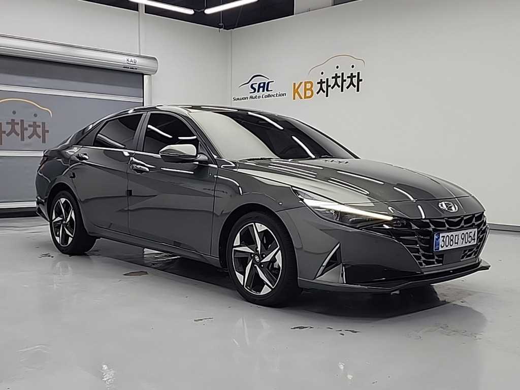 HYUNDAI Avante - Vista 6