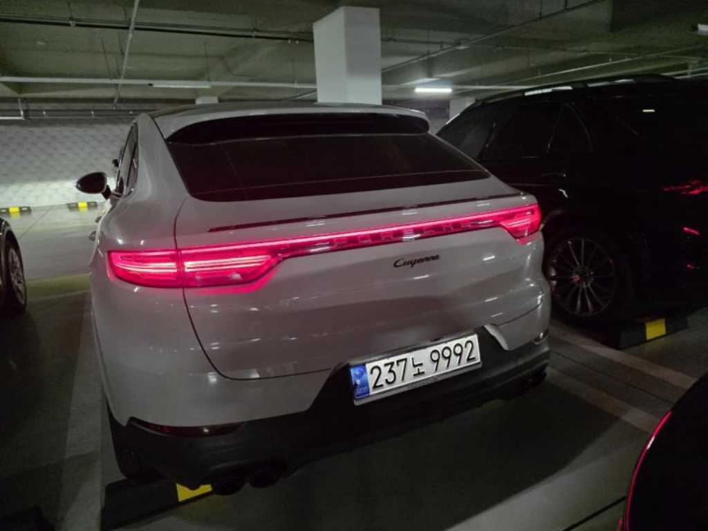 Porsche Cayenne - Vista 3