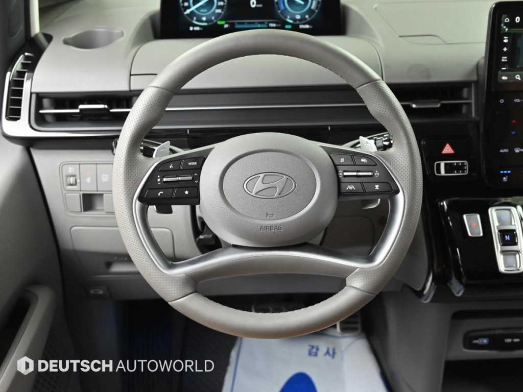 HYUNDAI Staria 2024 Negro - Importación desde Corea - HF Imports Iquique - Foto 15