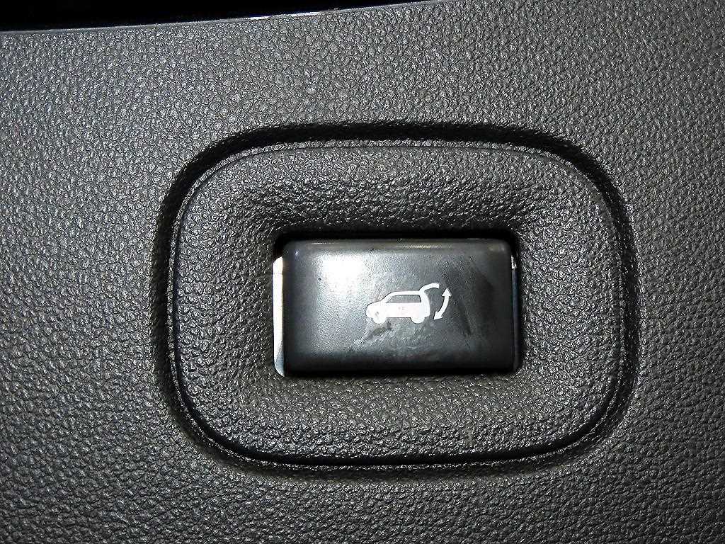 SAMSUNG QM6 2017 Negro - Importación desde Corea - HF Imports Iquique - Foto 18