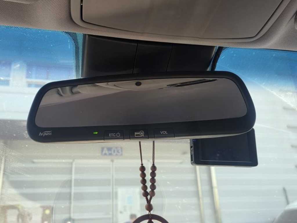 HYUNDAI Grandeur - Vista 11