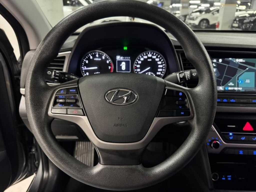 HYUNDAI Avante 2018 - Importación desde Corea - HF Imports Iquique - Foto 15