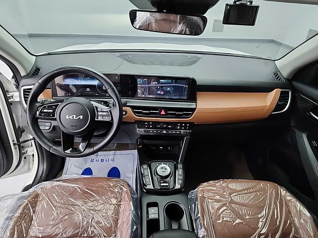 KIA Seltos - Vista 9