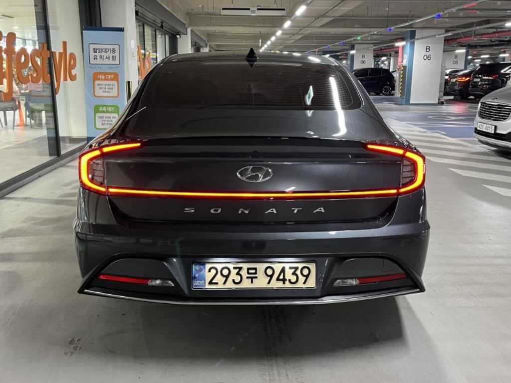 HYUNDAI Sonata - Vista 7