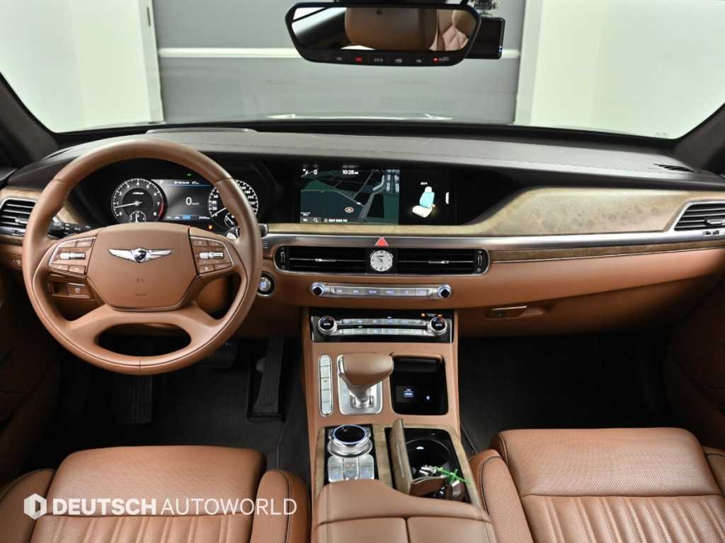 Genesis G90 - Vista 9