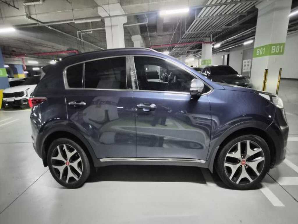 KIA Sportage - Vista 4