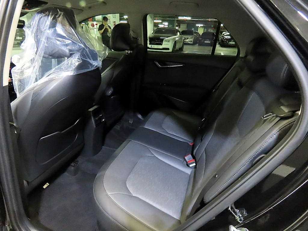 KIA Niro - Vista 9