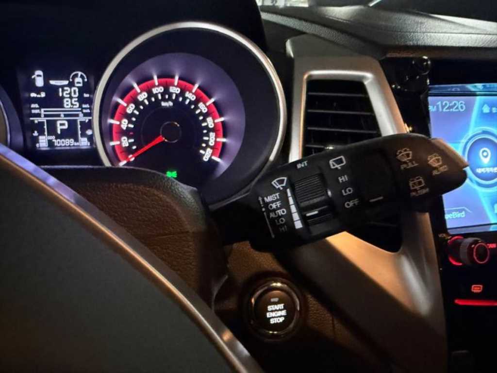 Ssangyong Tivoli 2016 Azul - Importación desde Corea - HF Imports Iquique - Foto 17