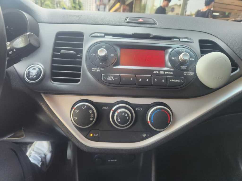 KIA Morning - Vista 9