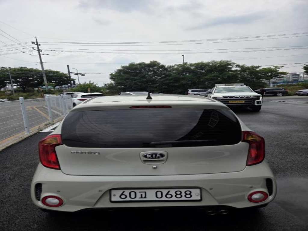KIA Morning - Vista 3