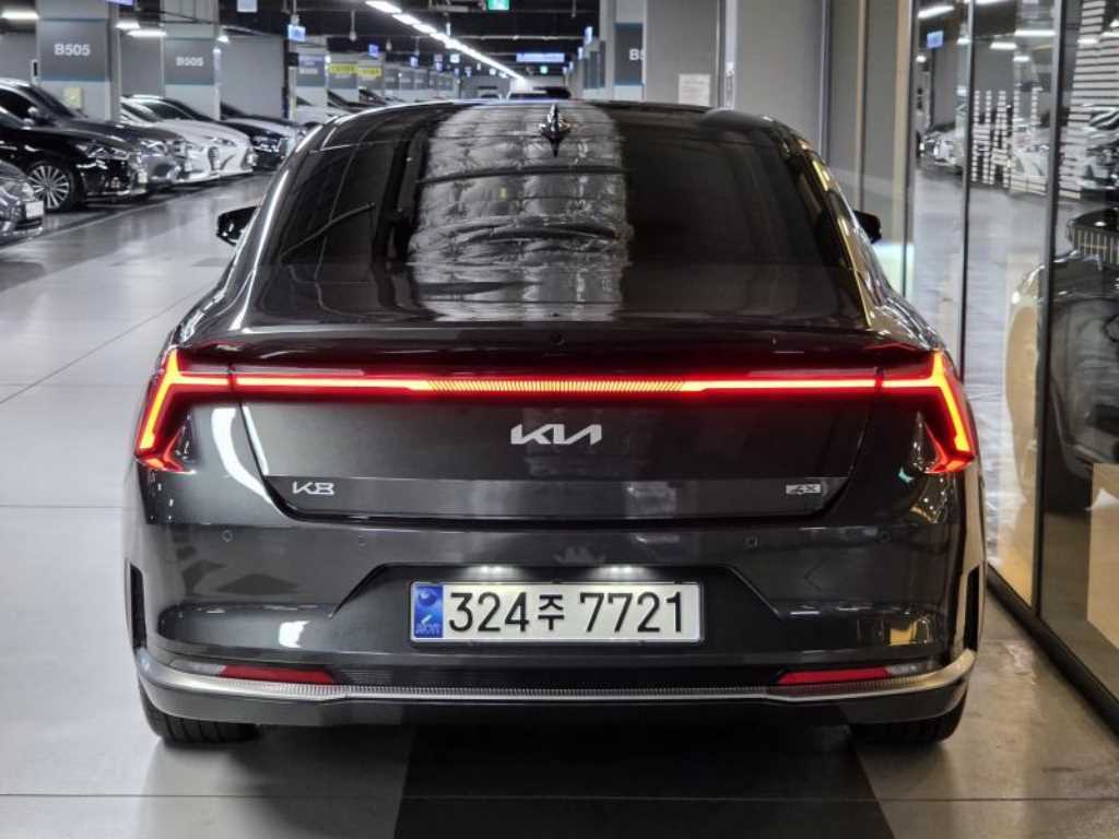 KIA K8 - Vista 7