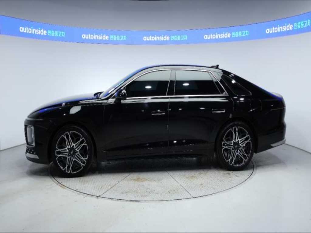 HYUNDAI Grandeur - Vista 2