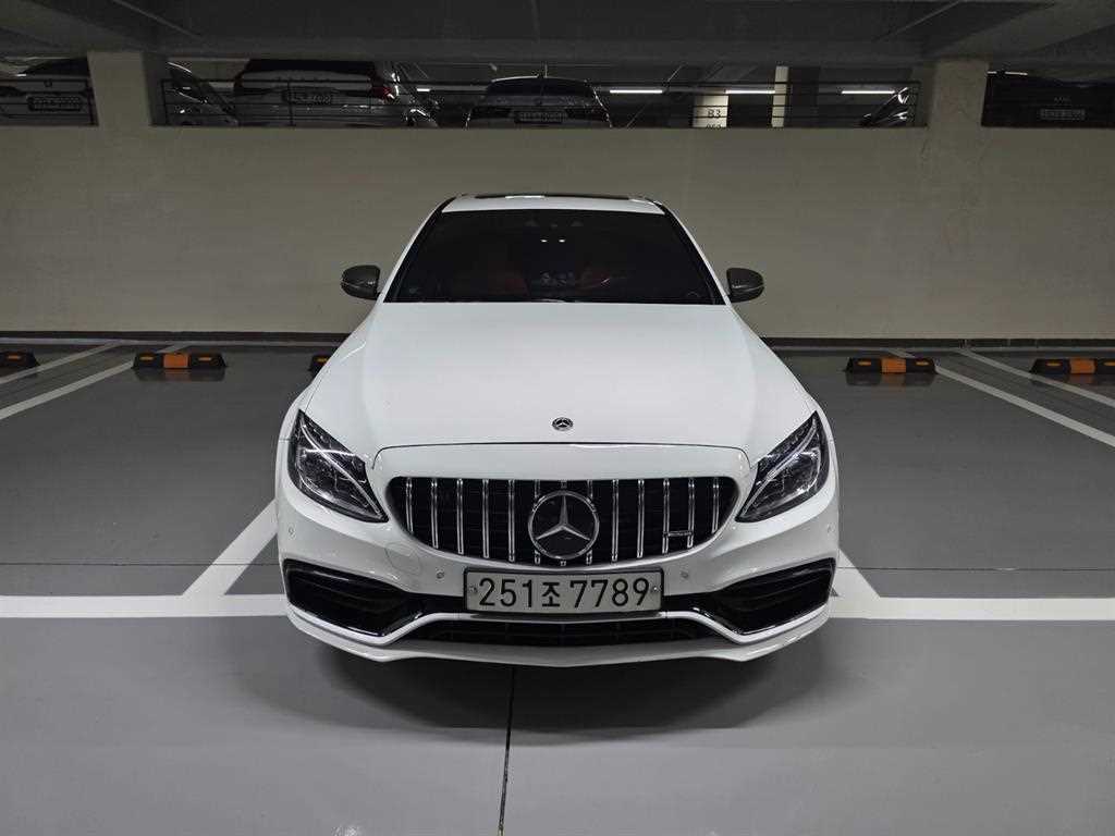 Mercedes Benz C Class 2018 Blanco - Importación desde Corea - HF Imports Iquique - Foto 1
