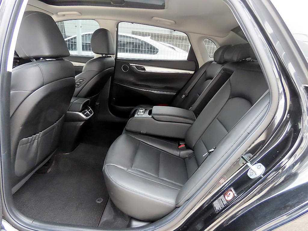 HYUNDAI Grandeur - Vista 8