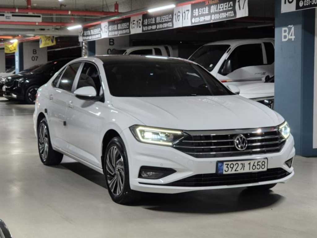 Volkswagen Jetta - Vista 2