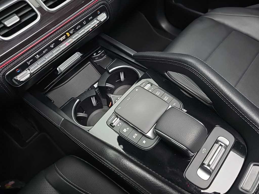 Mercedes Benz GLE Class - Vista 12