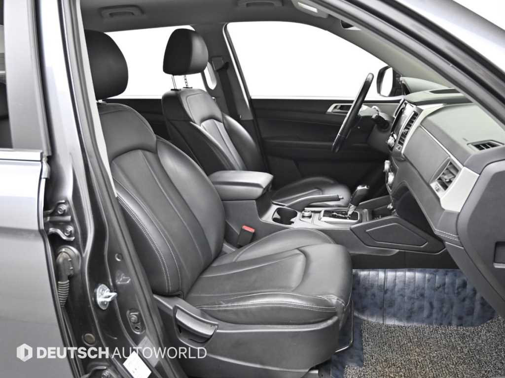 Ssangyong Rexton - Vista 12