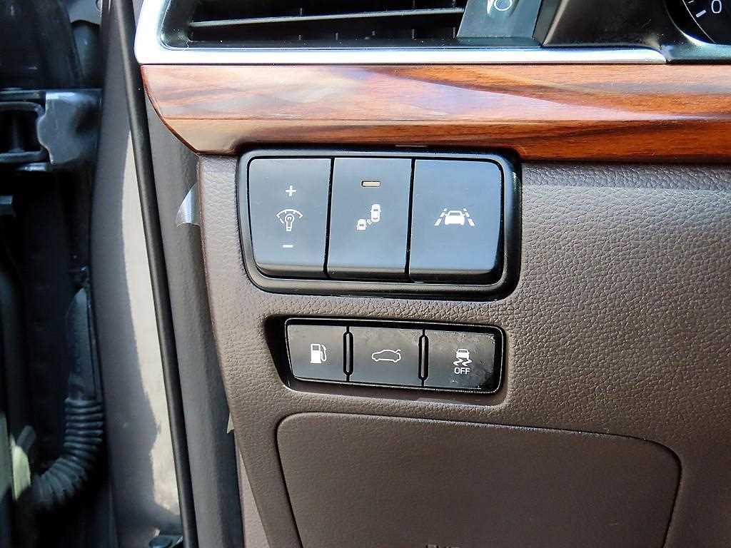 KIA K7 2016 Gris - Importación desde Corea - HF Imports Iquique - Foto 14