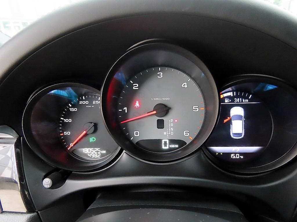 Porsche Macan - Vista 11