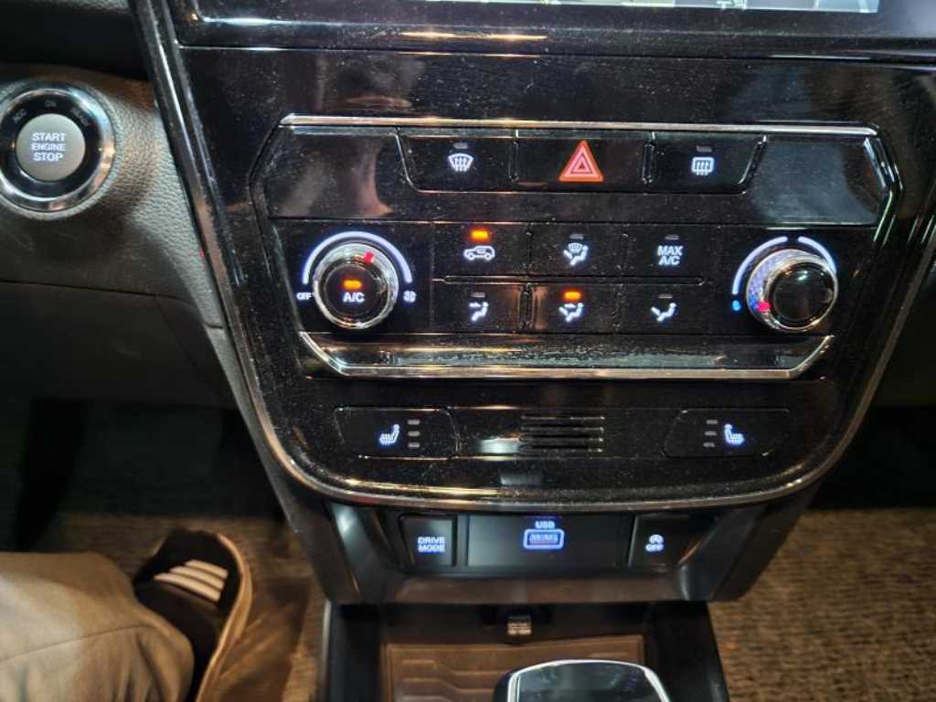 Ssangyong Tivoli 2021 Blanco - Importación desde Corea - HF Imports Iquique - Foto 14