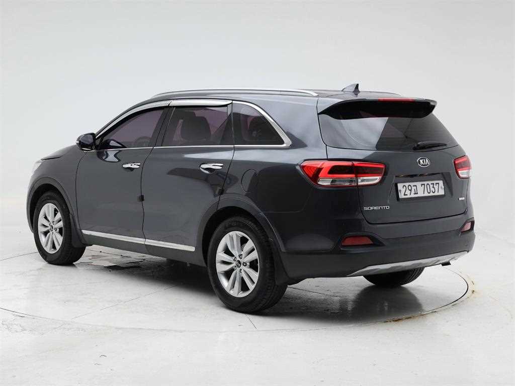 KIA Sorento - Vista 6