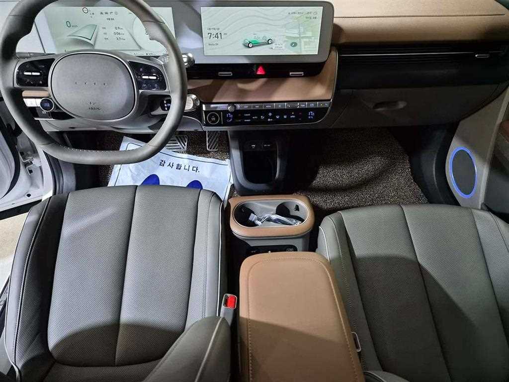 HYUNDAI Ioniq 5 - Vista 12