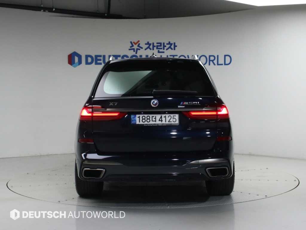 BMW X7 - Vista 6