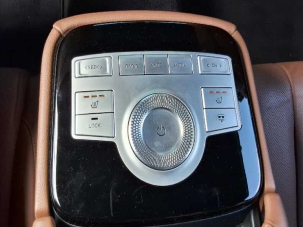 Genesis G80 - Vista 9