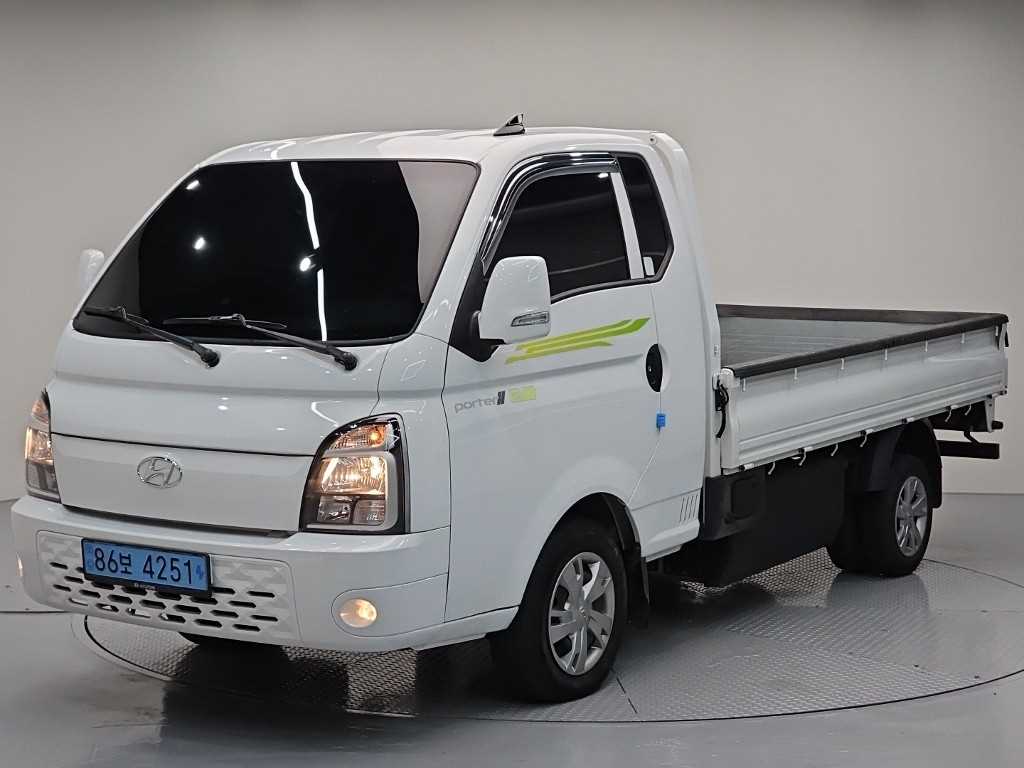Small Truck Cargo (small) 2023 Blanco - Importación desde Corea - HF Imports Iquique - Foto 1