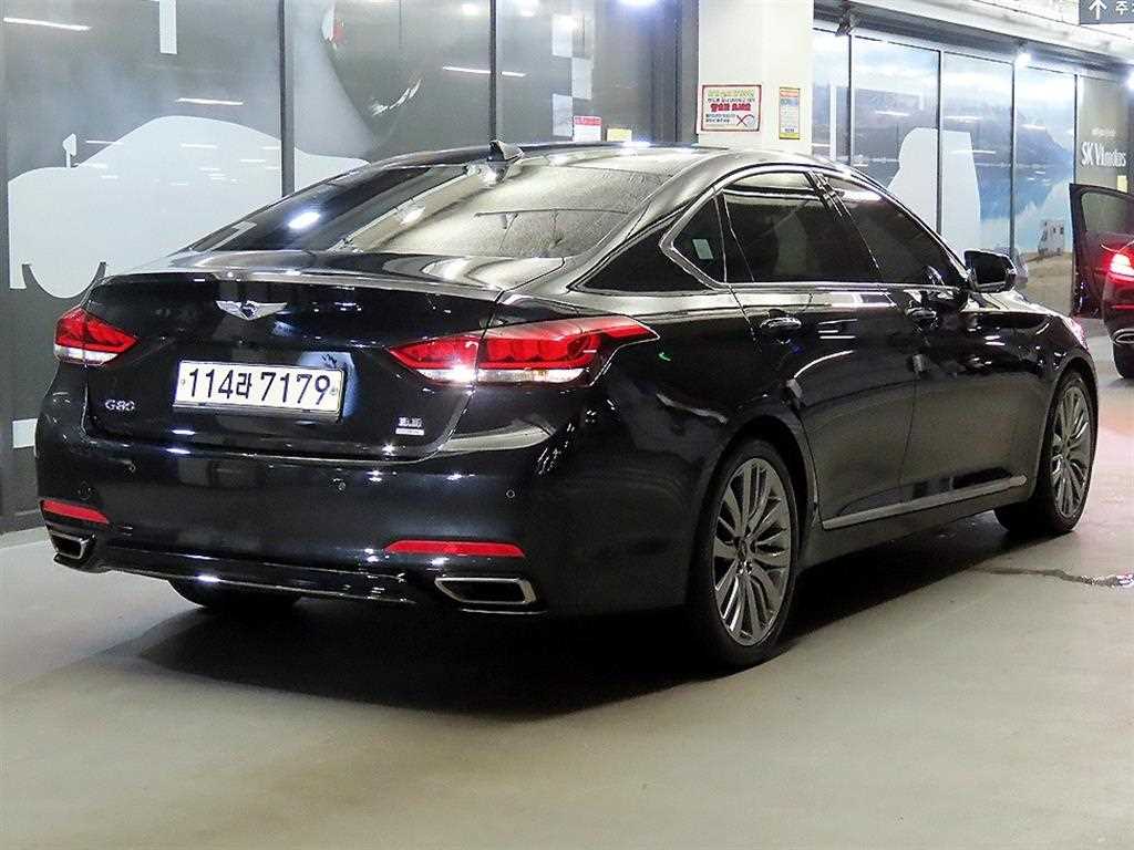 Genesis G80 - Vista 6