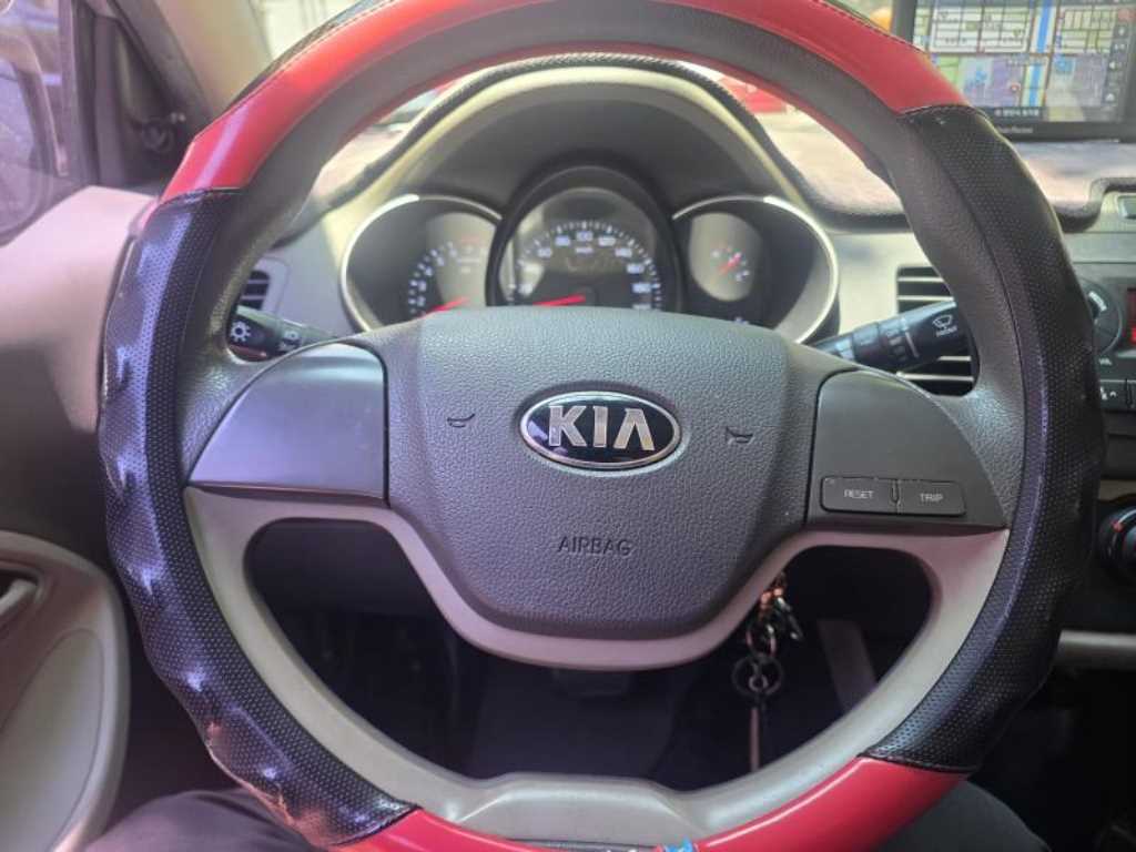 KIA Morning - Vista 6