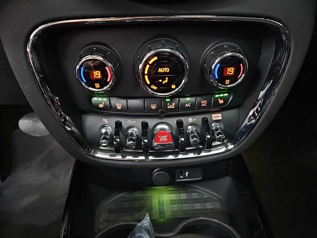 Mini Clubman - Vista 12