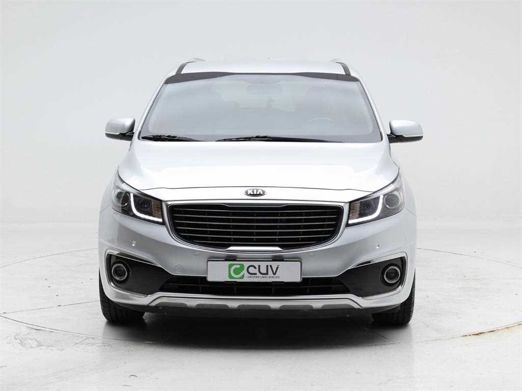KIA Carnival - Vista 2
