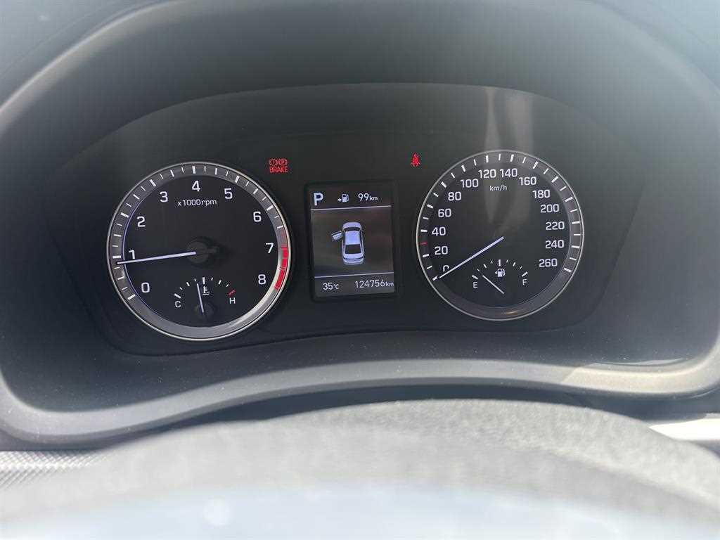 HYUNDAI Sonata - Vista 6