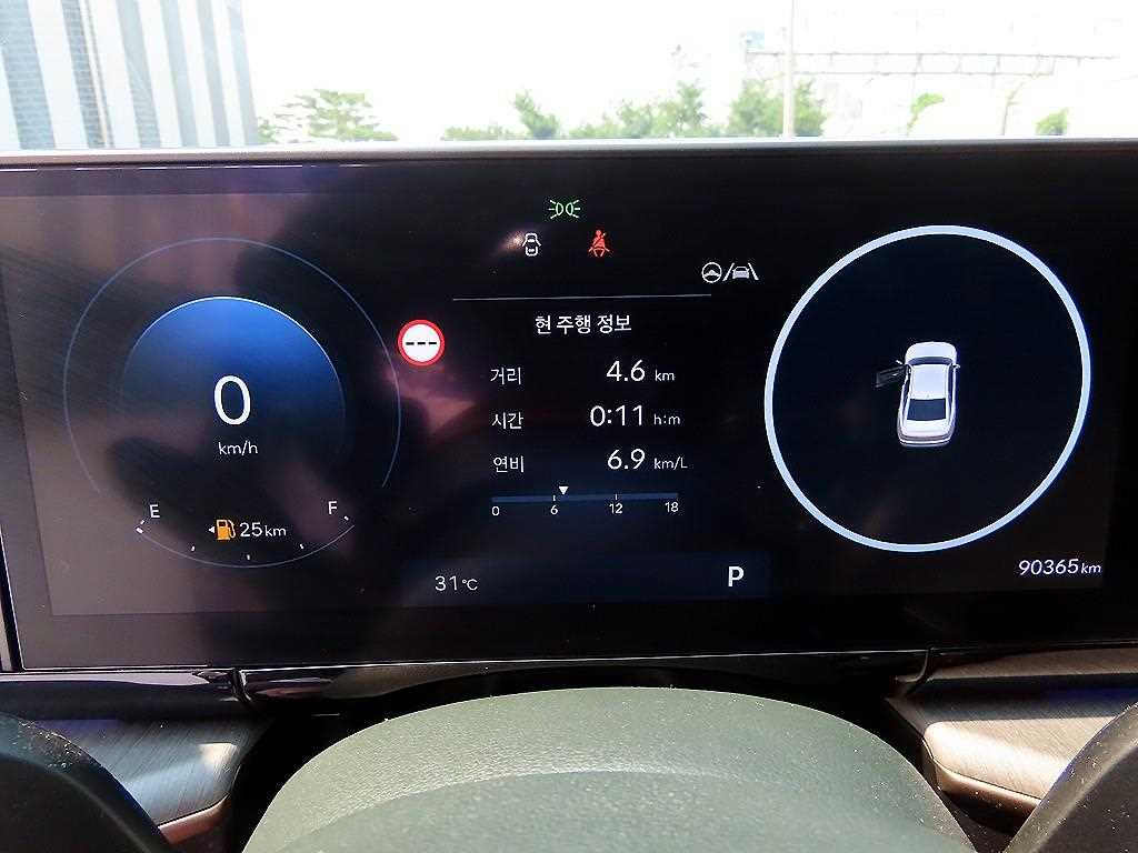 HYUNDAI Grandeur - Vista 11