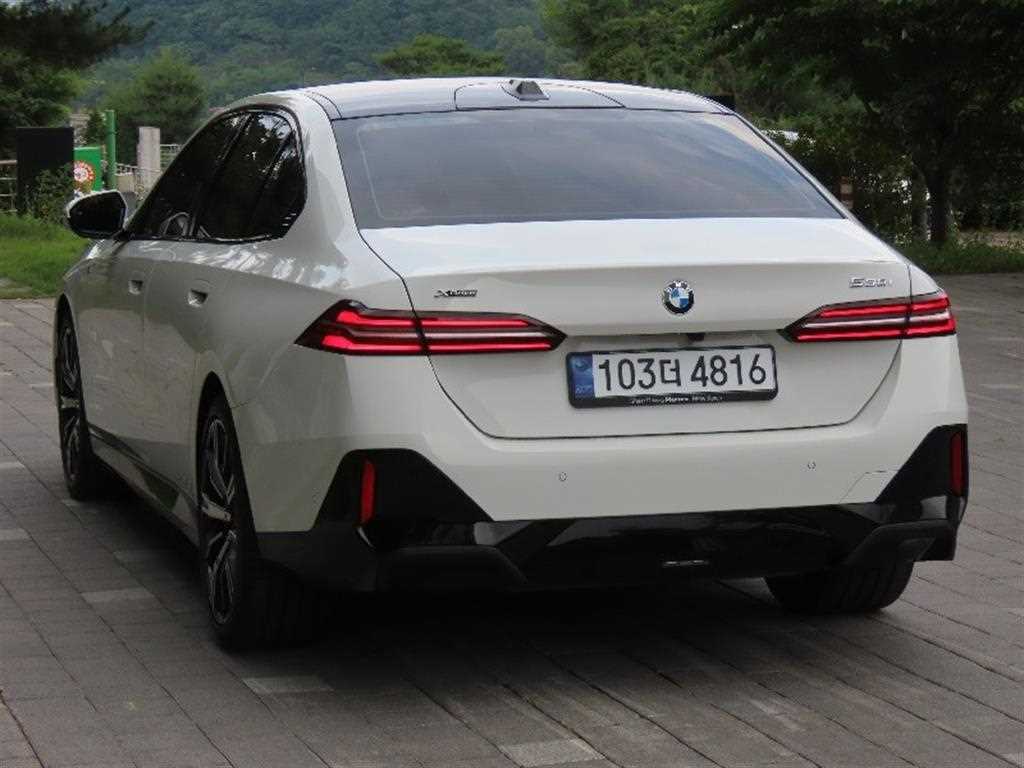 BMW 5 Series - Vista 6