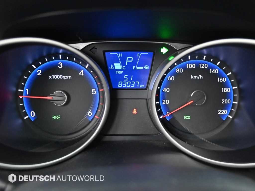 HYUNDAI Tucson - Vista 10