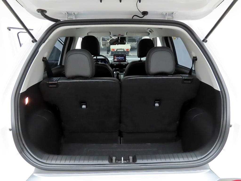 HYUNDAI Casper - Vista 7