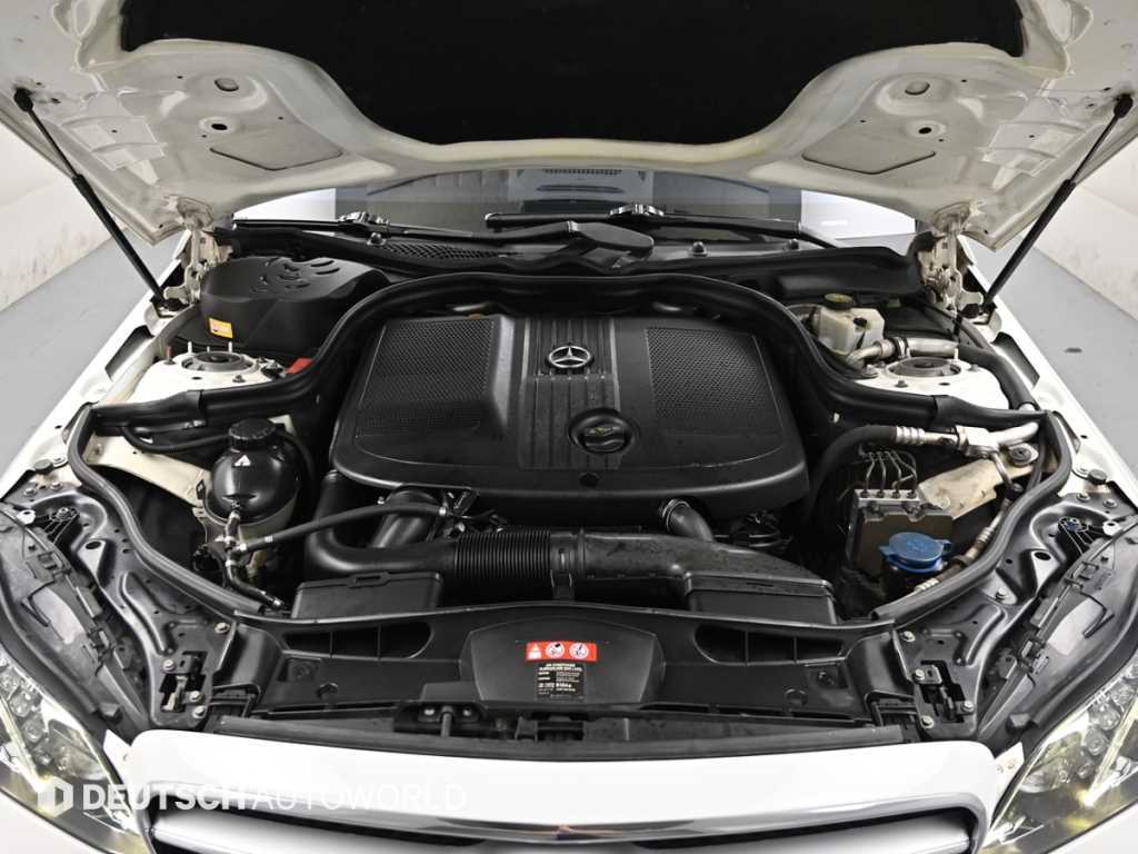 Mercedes Benz E class - Vista 8