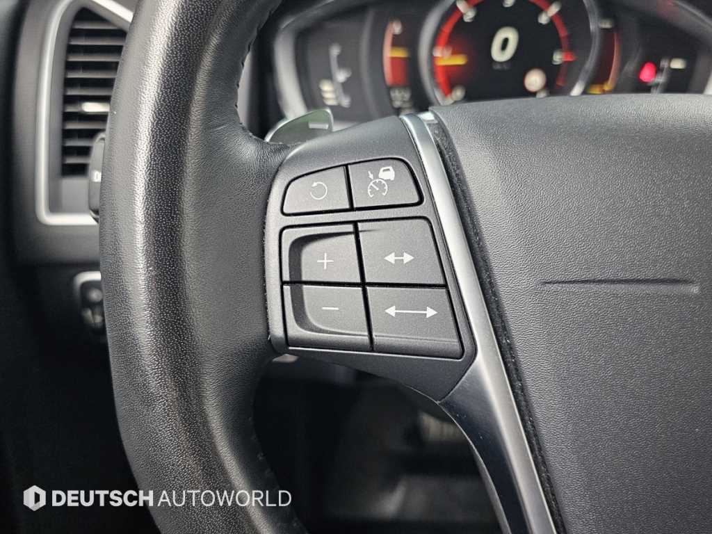 Volvo XC60 2017 Negro - Importación desde Corea - HF Imports Iquique - Foto 18