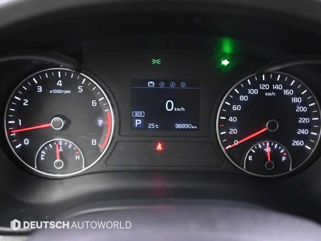 KIA K5 - Vista 10