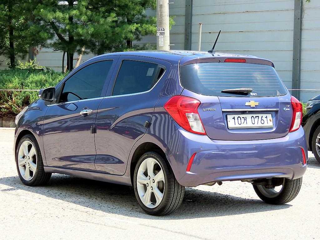 Chevrolet Spark - Vista 3