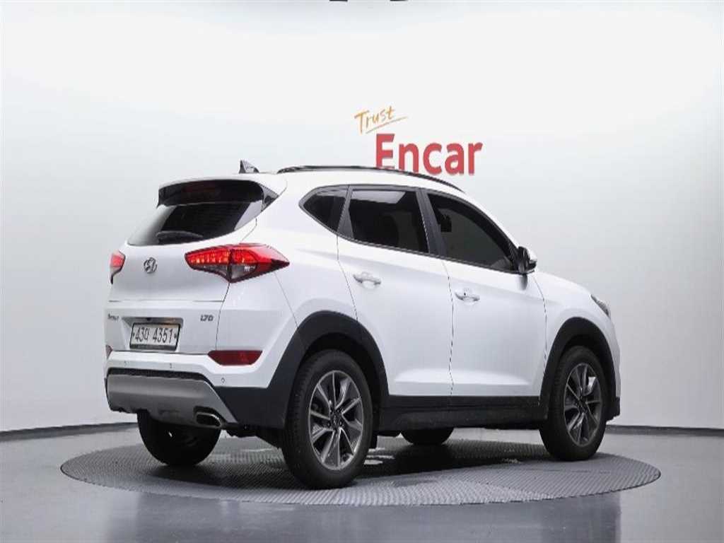 HYUNDAI Tucson - Vista 2