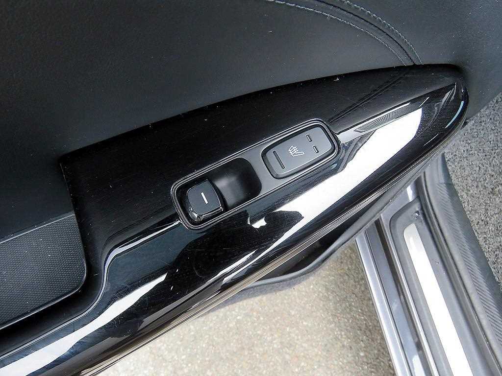 KIA K7 - Vista 10